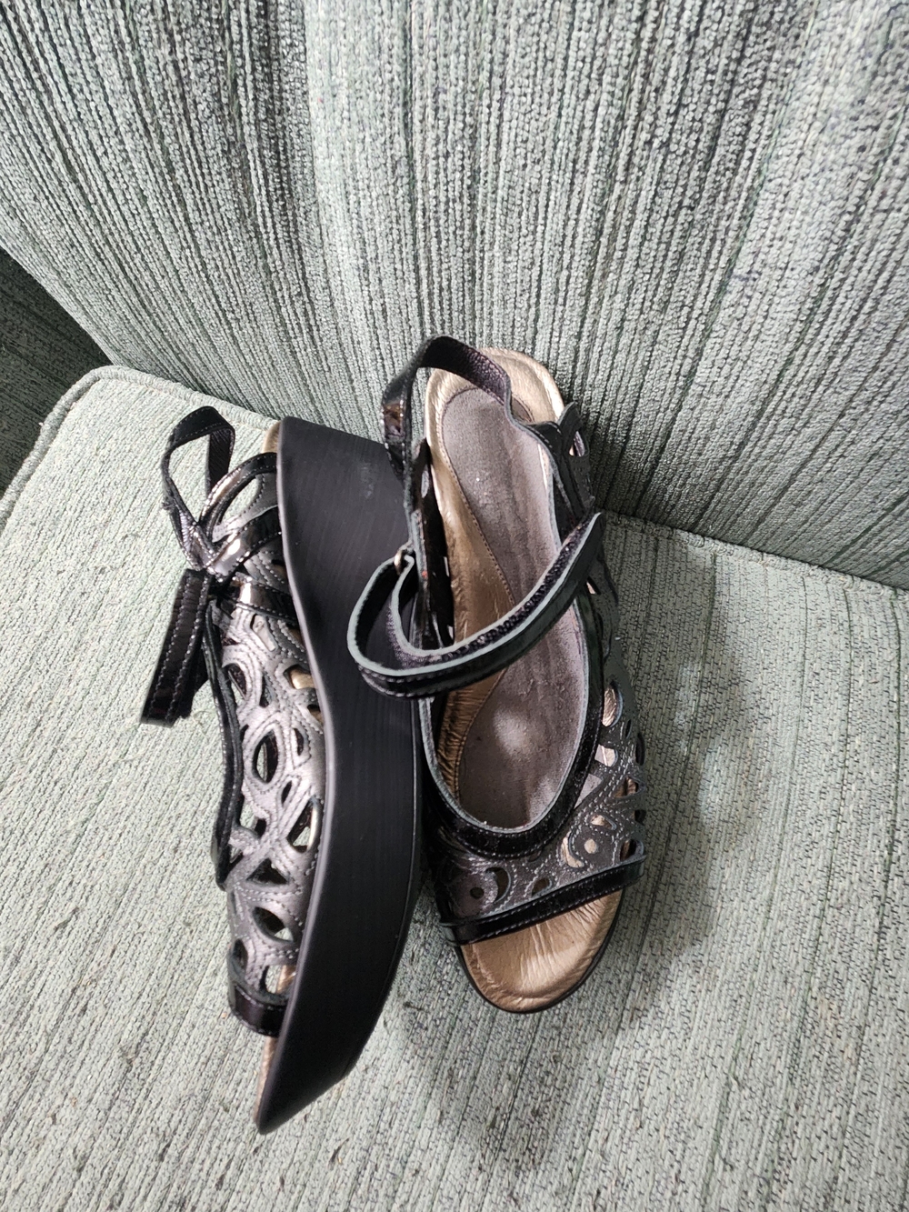🍉Naot Deluxe Platform Wedge Sandals